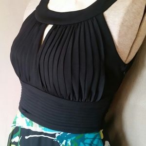 Floral,  asymmetrical hem, Sleeveless.